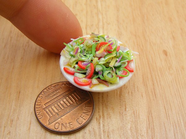 miniature-food-sculptures-shay-aaron
